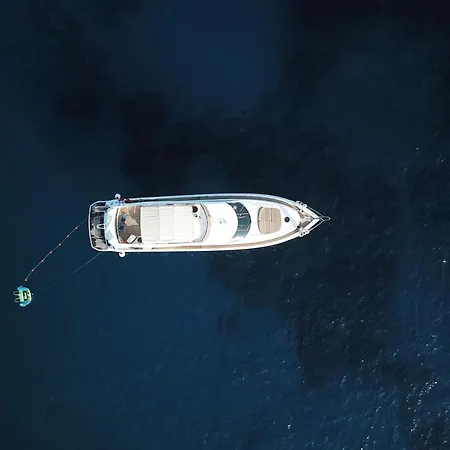 Luxury Yacht 